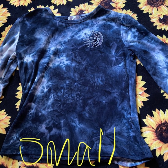 Bunch of small clothes - Picture 3 of 16